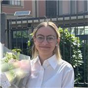 Studentessa universitaria con C1 di inglese offre ripetizioni e aiuto compiti online ma anche per conversazioni per migliorare