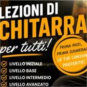 Iniziare o riprendere a suonare la Chitarra.  Questo è il momento giusto!! Prima inizi e prima suonerai le tue canzoni preferite. 