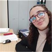 Studentessa di un istituto economico, disponibile per dare lezioni sulla contabilità e partita doppia per ragazzi delle superiori