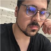 Estudiante universitario de licenciatura en matemáticas de la PUC para preparar PAES, pruebas y comprender materia