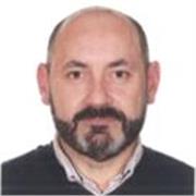 Profesor de adultos durante 25 años en centro de formación profesional para transportistas. Nivel C1 de inglés en EOI de Oviedo.