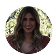 Maestra de Educación para apoyo escolar en niños y adultos. Maestra de español