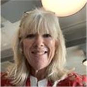 I am a senior lecturer at a university business school. I teach leadership and management and academic learning support. 