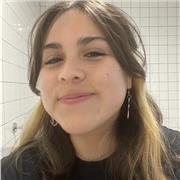 Profesora de inglés con experiencia en niños, refuerzo académico y preparación de exámenes