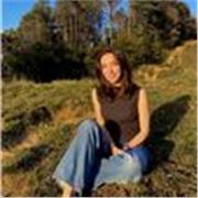 Maestra titulada en educación infantil, ofrece clases para alumnos de primaria.