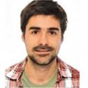 Soy un educador especializado en tecnología y programación con formación en Educación Infantil y un Máster en Tecnología Educativa