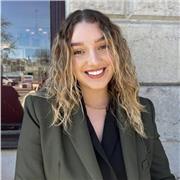 Etudiante offrant des cours particuliers/aide aux devoirs à Lyon