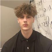 Engagierter Schüler bietet Mathe- und Englisch-Nachhilfe in Berlin für Kinder