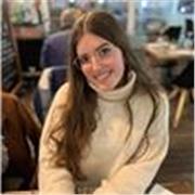 Hablo inglés a un nivel Nativo y puedo ayudar con pronunciación y comunicación según quiere forma o informal