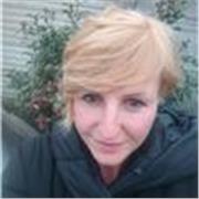 Laureata in Accademia di Belle Arti Milano 110 e lode ed Arteterapeuta mi propongo come docente o lezioni private per istituti tecnici o liceo nei paesi limitrofi. Da anni lavoro con persone con disabilità cognitiva con interventi e strategie individualiz