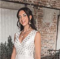 Laureata magistrale in lingue offre: lezioni di lingua inglese e tedesca, preparazione di esami e/o certificazioni linguistiche