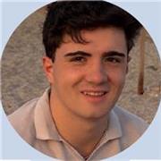 estudiante de grado en ingenieria naval con alta nota en la evau y sobretodo cercano y con experiencia como profesor particular