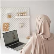 Amna