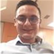 Actualmente estoy acabando mis estudios universitarios de Historia por la universidad de Santiago de Compostela. Me ofrezco a dar clases sobre cualquier época histórica