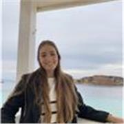 Profesora de apoyo escolar, o de enseñanza del francés
