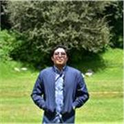 Me defino como profesionista con gran calidad en enseñanza y dedicación