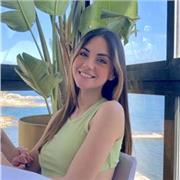 Studentessa universitaria impartisce lezioni di italiano, storia, geografia, filosofia per ragazzi e bambini