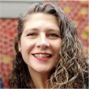 Maestra con 17 años de experiencia