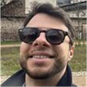 Hai sempre voluto iniziare a suonare la chitarra, ma hai poco tempo e non sai come? Scrivimi e iniziamo!