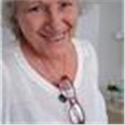 Abogada imparte clase de español primer nivel