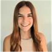 Erica Moyano, profesora de apoyo escolar e idiomas en Barcelona para niveles de primaria, secundaria y adultos