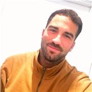 Estudiante imparte español para extranjeros