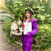 Laureata in psicologia clinica impartisce ripetizioni in materie umanistiche e letterarie