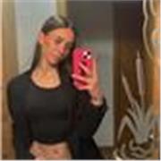 Estoy estudiando Educación Infantil. Soy una persona muy paciente y alegre con los niños/as, disfruto un montón con ellos.  