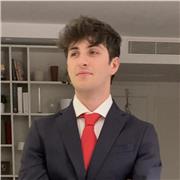 Insegnante per aiuto compiti di inglese e economia