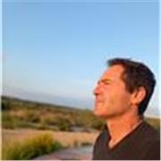 Doy clases de matemáticas hasta bachillerato, experiencia en academia. Titulado en Ingeniería Técnica . Juan Carlos