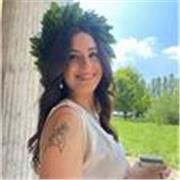 Studentessa di Ingegneria del Veicolo magistrale impartisce lezioni di Matematica e Fisica