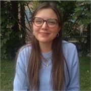 Studentessa universitaria offre ripetizioni di matematica, per aiutare i ragazzi a diventare amici di questa materia.