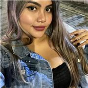 Psicóloga enseña sobre materias relacionadas en la carrera de psicología