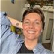 Etudiante en M2 à ScPo, je peux apporter mon soutien en français, en rédaction de manière générale, en dissertation...etc