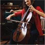Violoncellista professionista offre lezioni di strumento