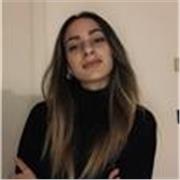 Insegnante di Grafica Pubblicitaria e Storia dell’arte. Ho già insegnato a diversi ragazzi e ragazzi con difficoltà o meno, che avevano bisogno di ripassare o anche spiegare da zero alcuni argomenti o funzioni dei programmi