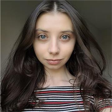 Júlia