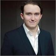 Graduate of the Guildhall School of Music and Drama and King's College, London. Professional UK-based flautist offering flute, rec