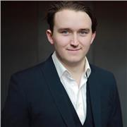 Graduate of the Guildhall School of Music and Drama and King's College, London. Professional UK-based flautist offering flute, rec