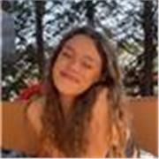 Sono una ragazza diplomata in relazioni internazionali per il marketing che può aiutare in diverse materie