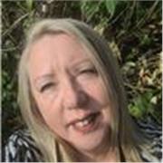 How to stay present in a chaotic world - learn mindful living, meditation and relaxation techniques