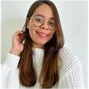 Sou professora de língua portuguesa há 12 anos, posso experiência em aulas presenciais e online