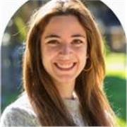 Docente en Historia, Arte y Geografía con capacitación en los cursos de Educación Secundaria Obligatoria y Bachillerato. 
