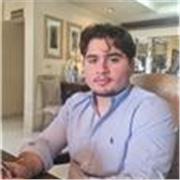 Maestro de inglés en linea con muchísima experiencia en el manejo del inglés y dando clases a niños