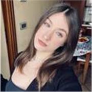 Offro lezioni a bambini di scuola elementare e/o medie. Per me sono importanti la grammatica e conversazione