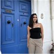Profesora de idiomas. Imparto clases de inglés, catalán, castellano y portugués para niños de 3 a 18 años. Presencial y online