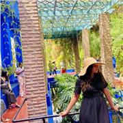 Professeur des écoles, diplômée d’un master MEEF, métier de l’enseignement de l’éducation et de la formation.