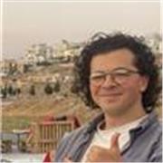 English and Design tutor with a long history of tutoring and experience in the industry