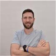 Profesor titulado en educación física con más de dos años de experiencia, entrenador personal, orientado en salud y readaptación 