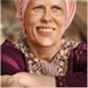 Offro un lavoro sulla voce parlata e sul canto per chi desidera comprendere come funziona la sua voce e la sua comunicazione